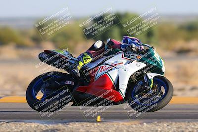 media/Nov-19-2023-CVMA (Sun) [[1f3d1b7ccb]]/Race 17 Amateur Supersport Middleweight/